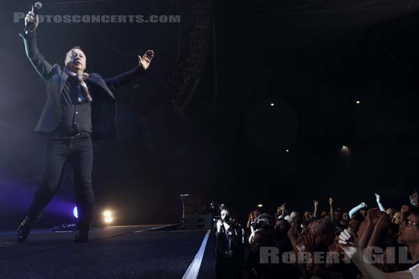 SIMPLE MINDS - 2015-11-20 - PARIS - Zenith - 